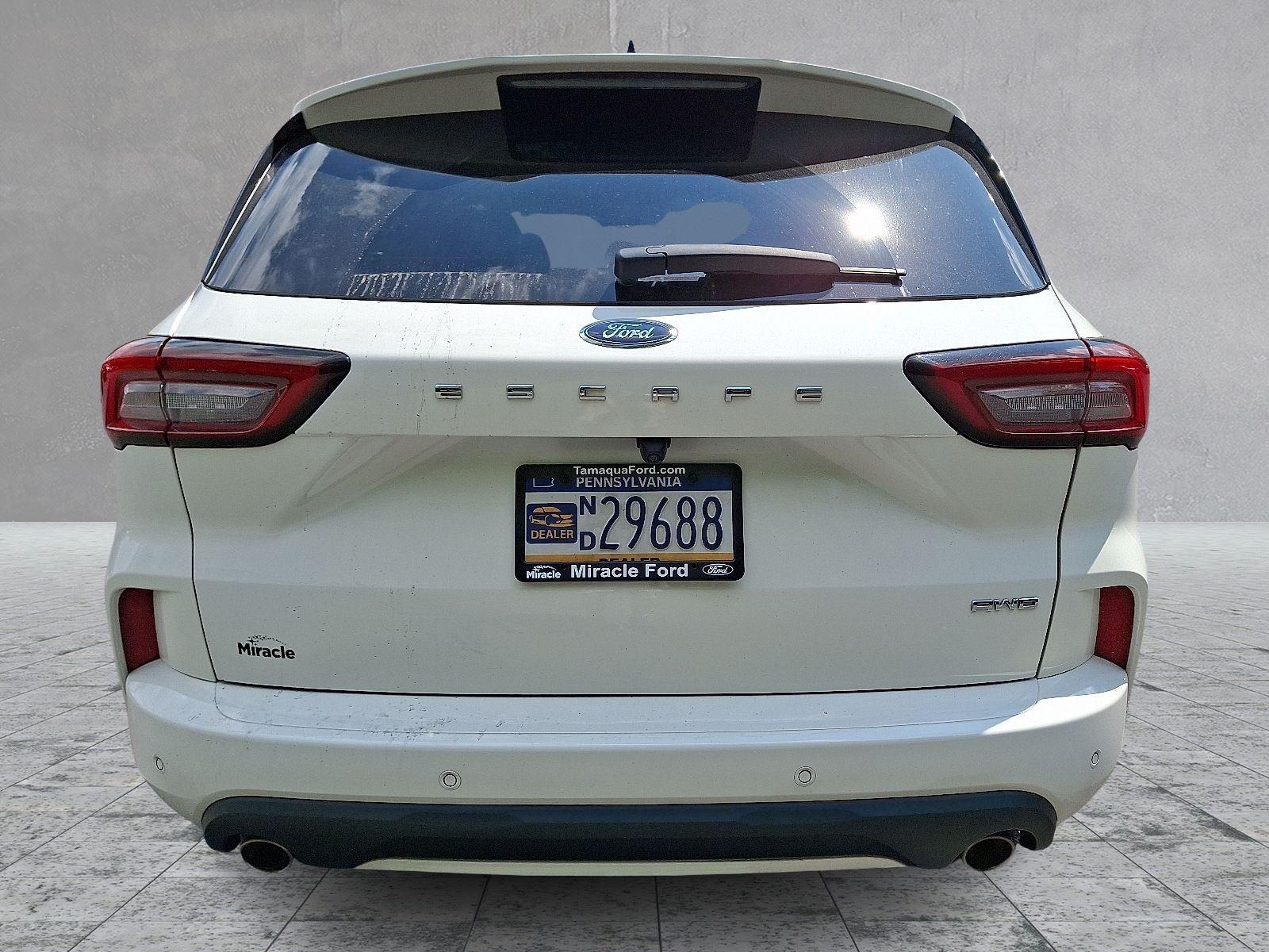 2023 Ford Escape ST-Line Elite photo 5