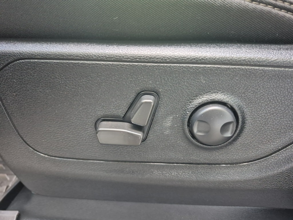 2022 Ram 1500 Big Horn Lone Star photo 11