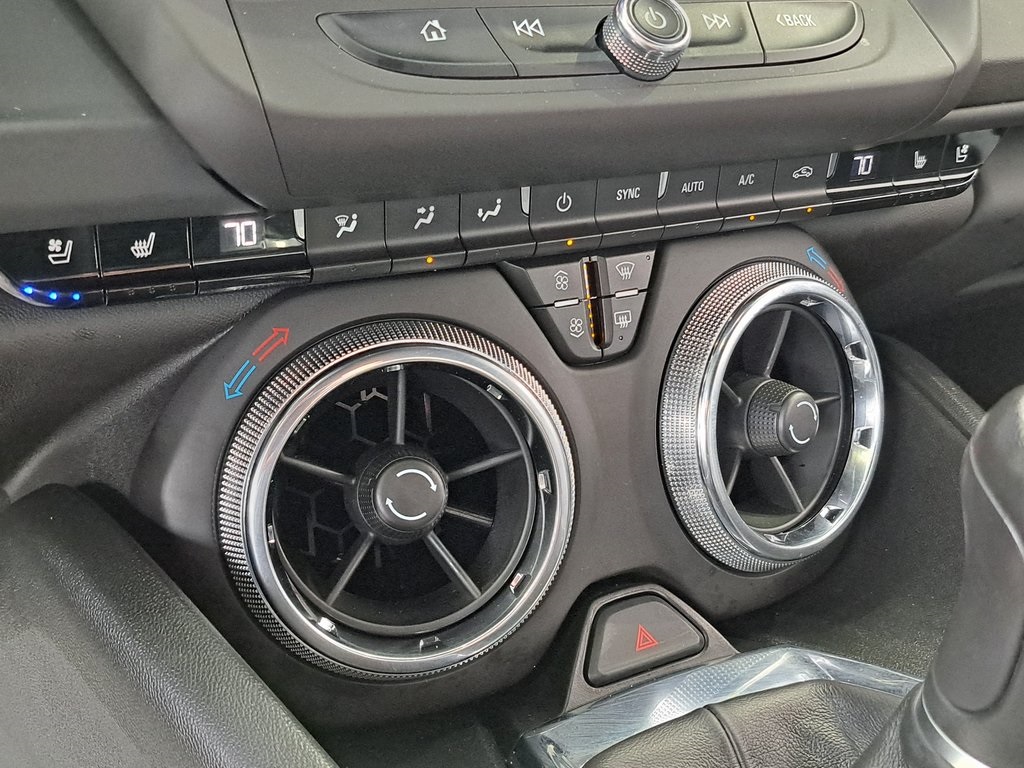 2023 Chevrolet Camaro 2LT photo 16