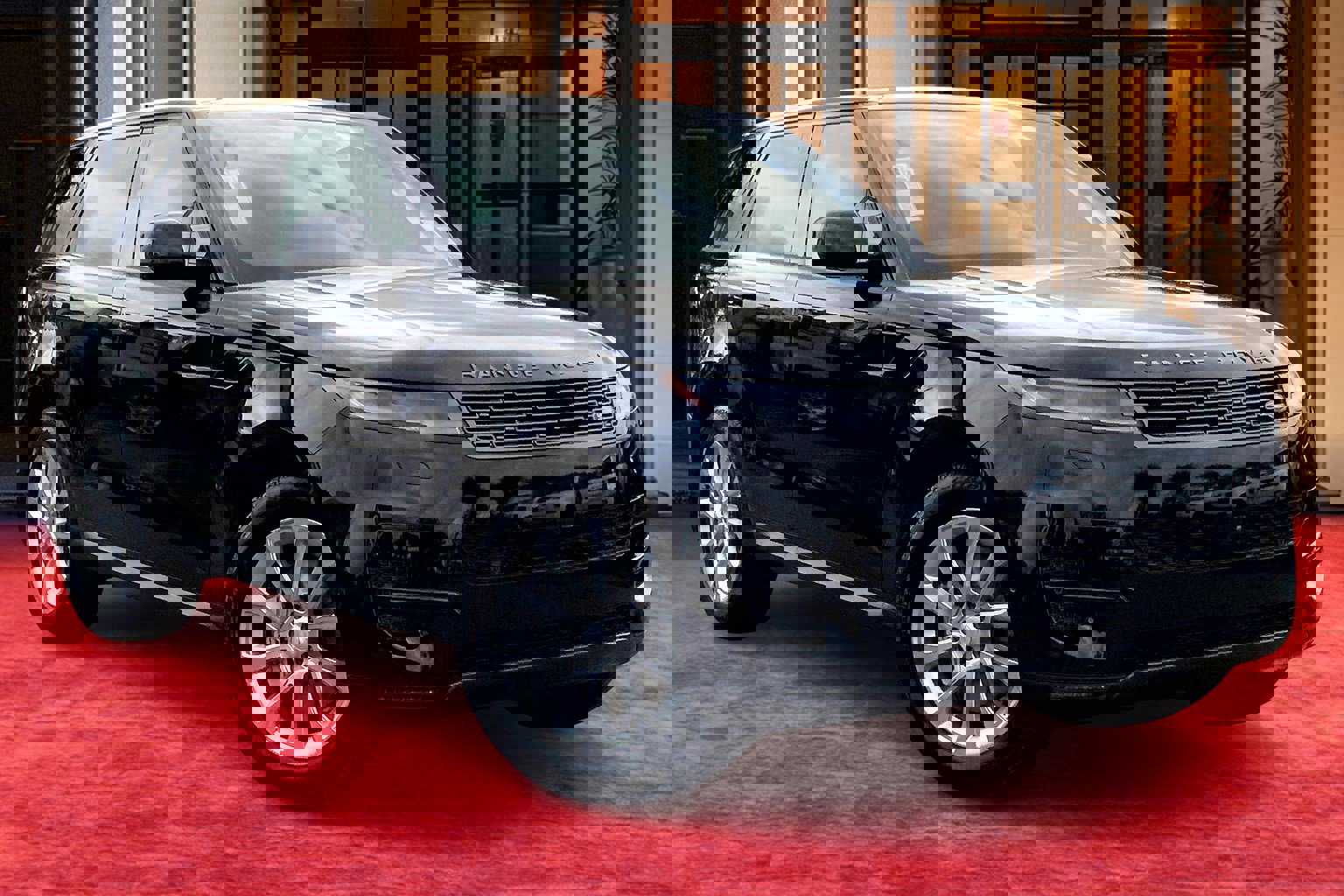 2025 Land Rover Range Rover Sport SE photo 2