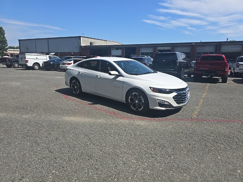 1G1ZD5ST8RF171114