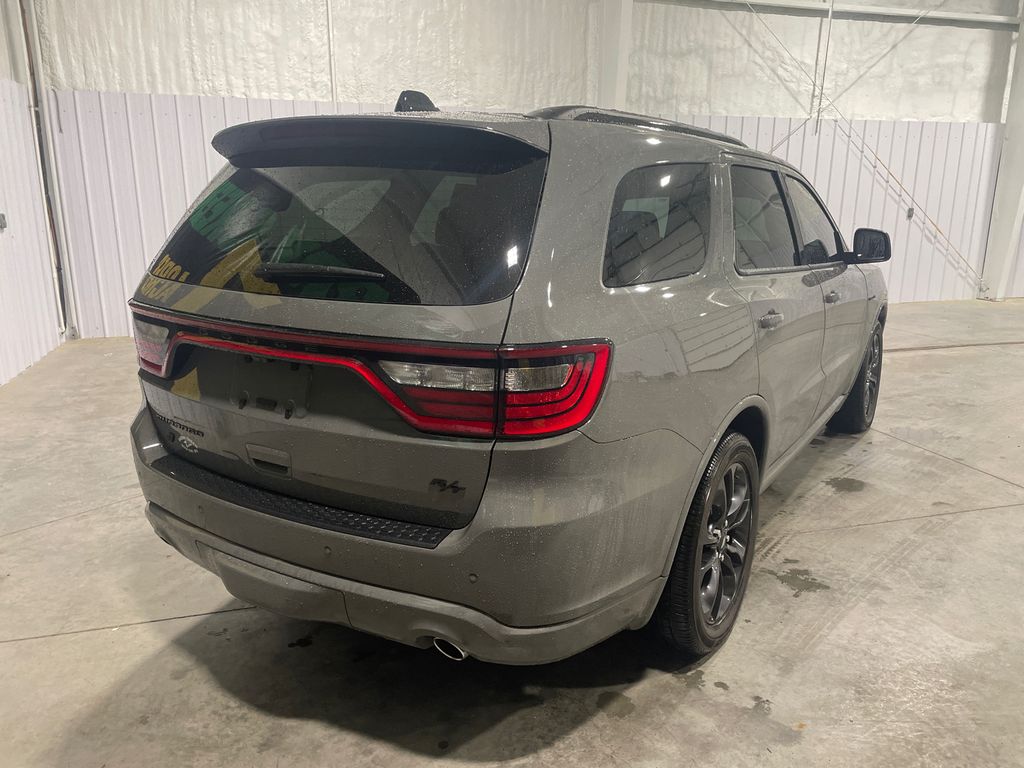 2025 Dodge Durango R/T Premium photo 2