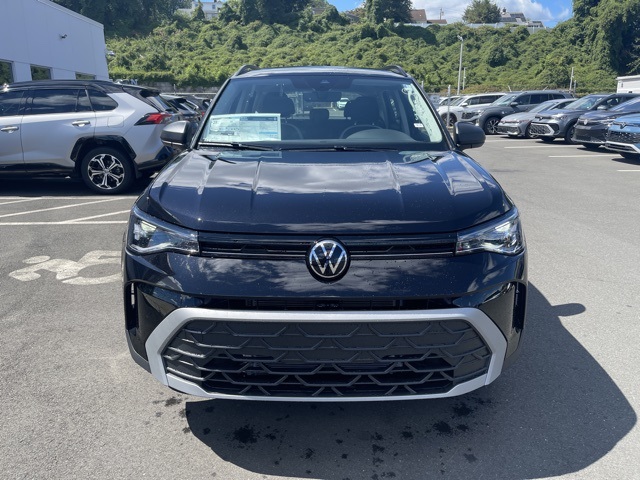 2025 Volkswagen Taos S photo 4