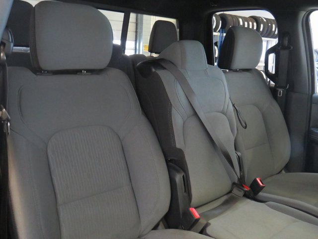 2023 Ram 1500 Big Horn photo 4
