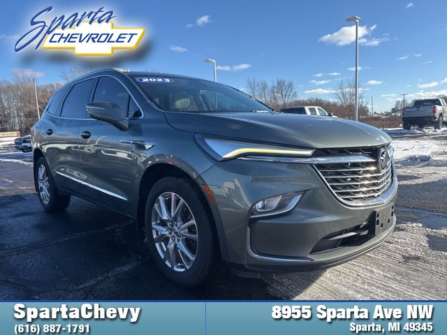 2023 Buick Enclave Premium's photo