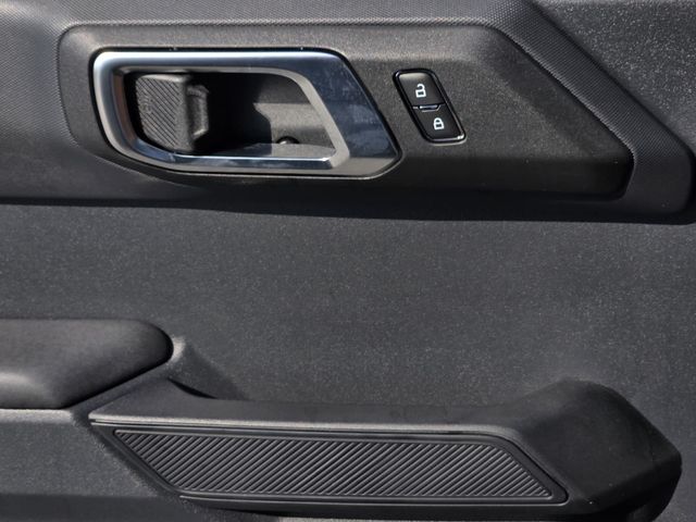 2025 Ford Bronco Outer Banks photo 20