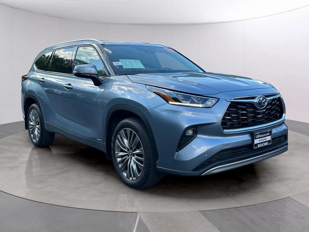 2022 Toyota Highlander Hybrid Platinum photo 2