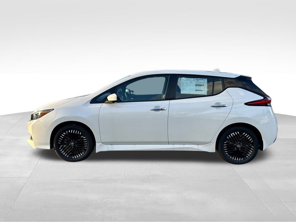 2025 Nissan Leaf SV Plus photo 3