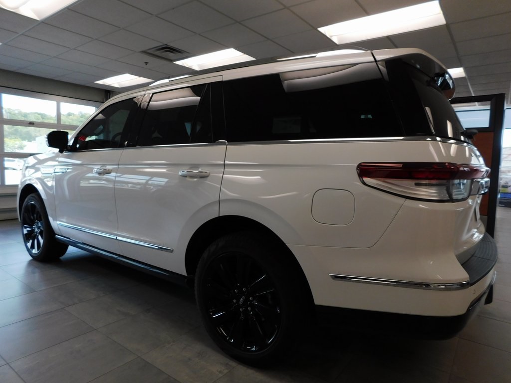 Image of Pre-Owned 2024 Lincoln Navigator Reserve