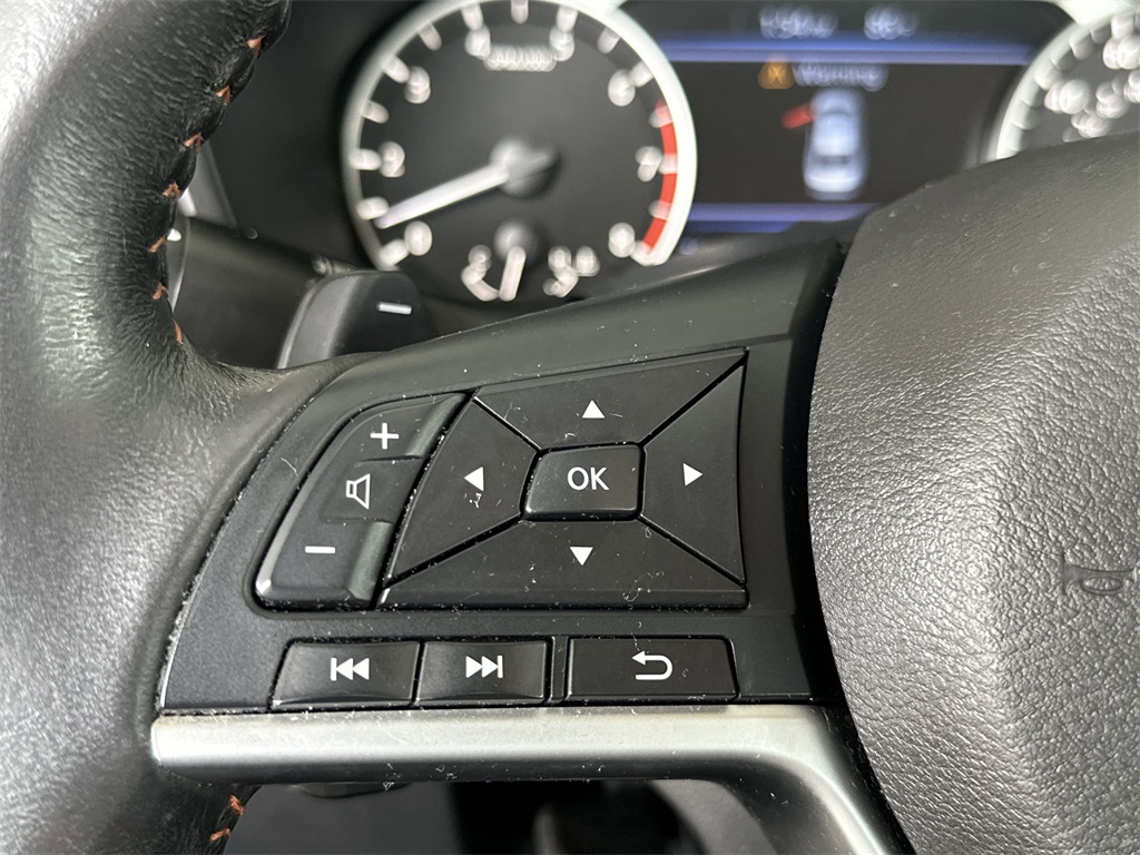 2022 Nissan Altima 2.5 SR photo 18