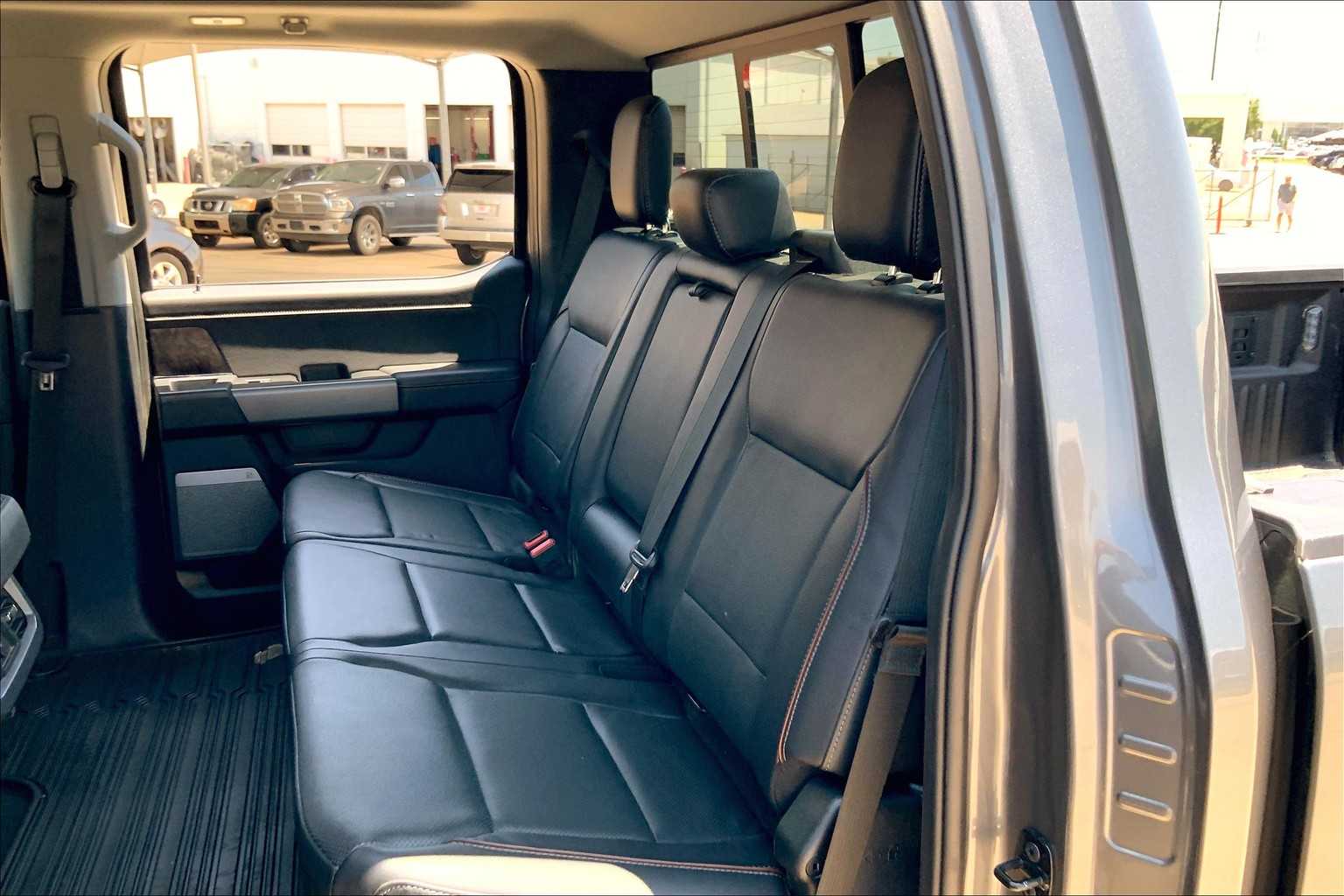 2024 Ford F-250 1500 Denali photo 35