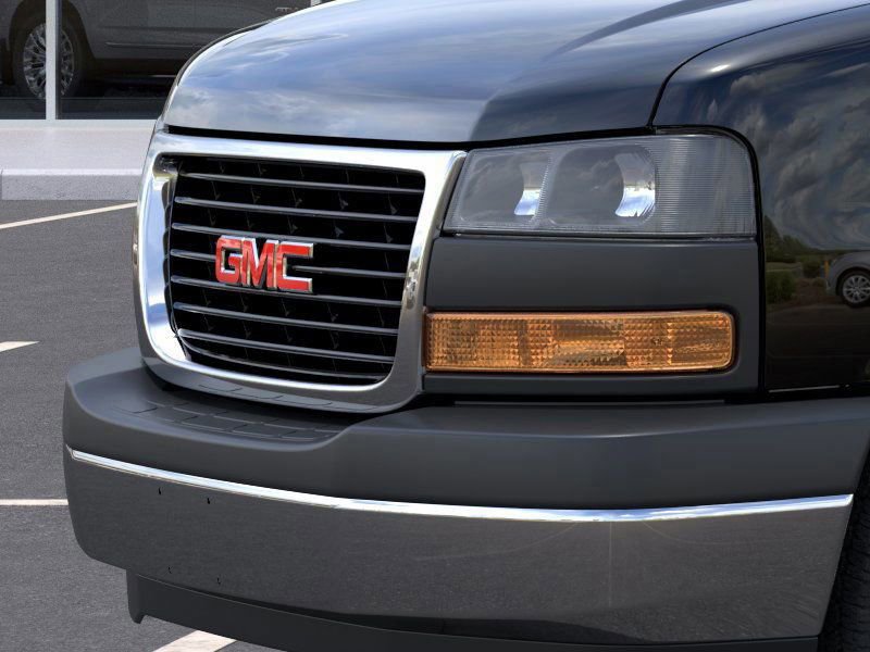 2025 Gmc Savana Passenger 2500 LT photo 13