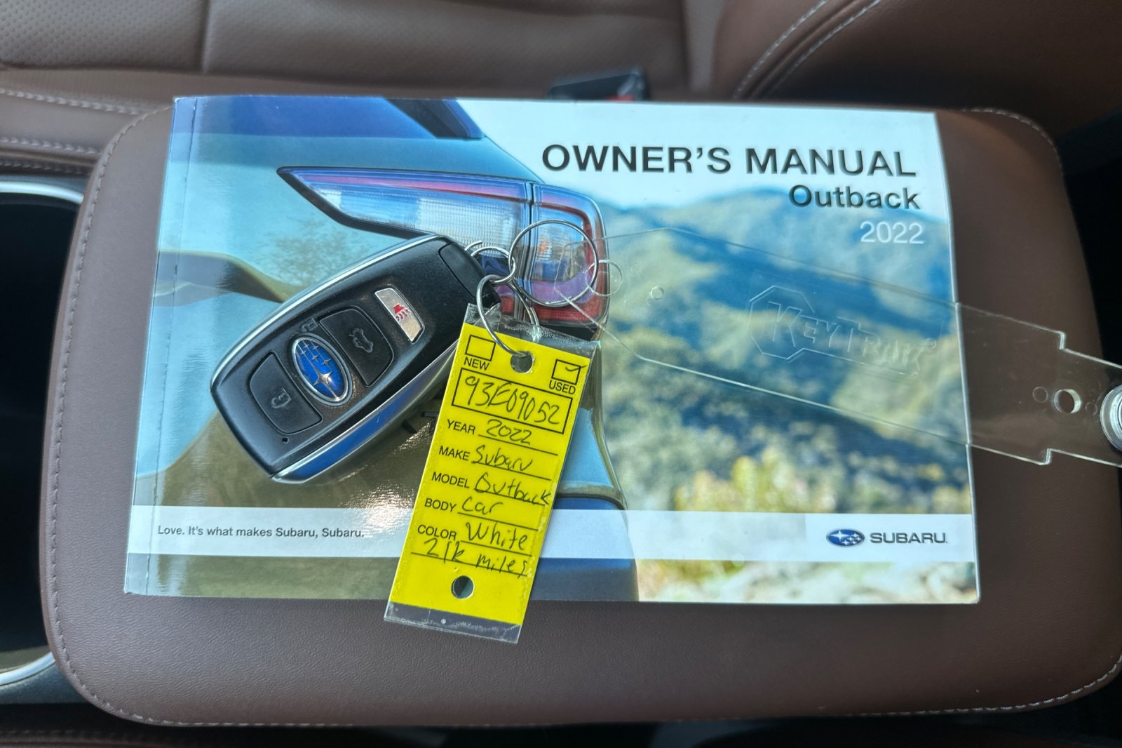 2022 Subaru Outback Touring photo 8