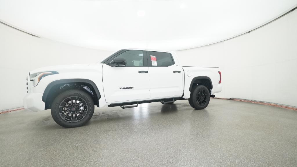 2026 Toyota Tundra SR5 CrewMax photo 5