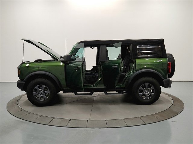 2022 Ford Bronco Base photo 12