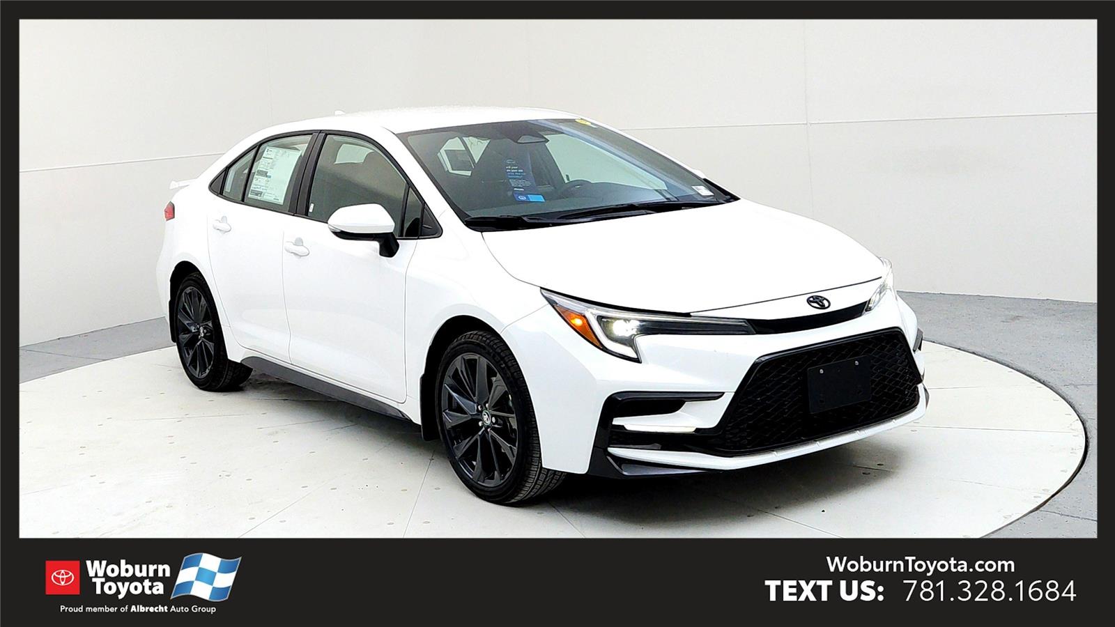 2026 Toyota Corolla SE's photo