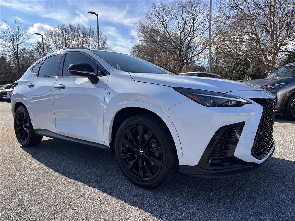 2022 Lexus NX 350's photo