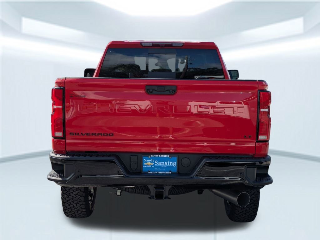 2026 Chevrolet Silverado 2500HD LT photo 4