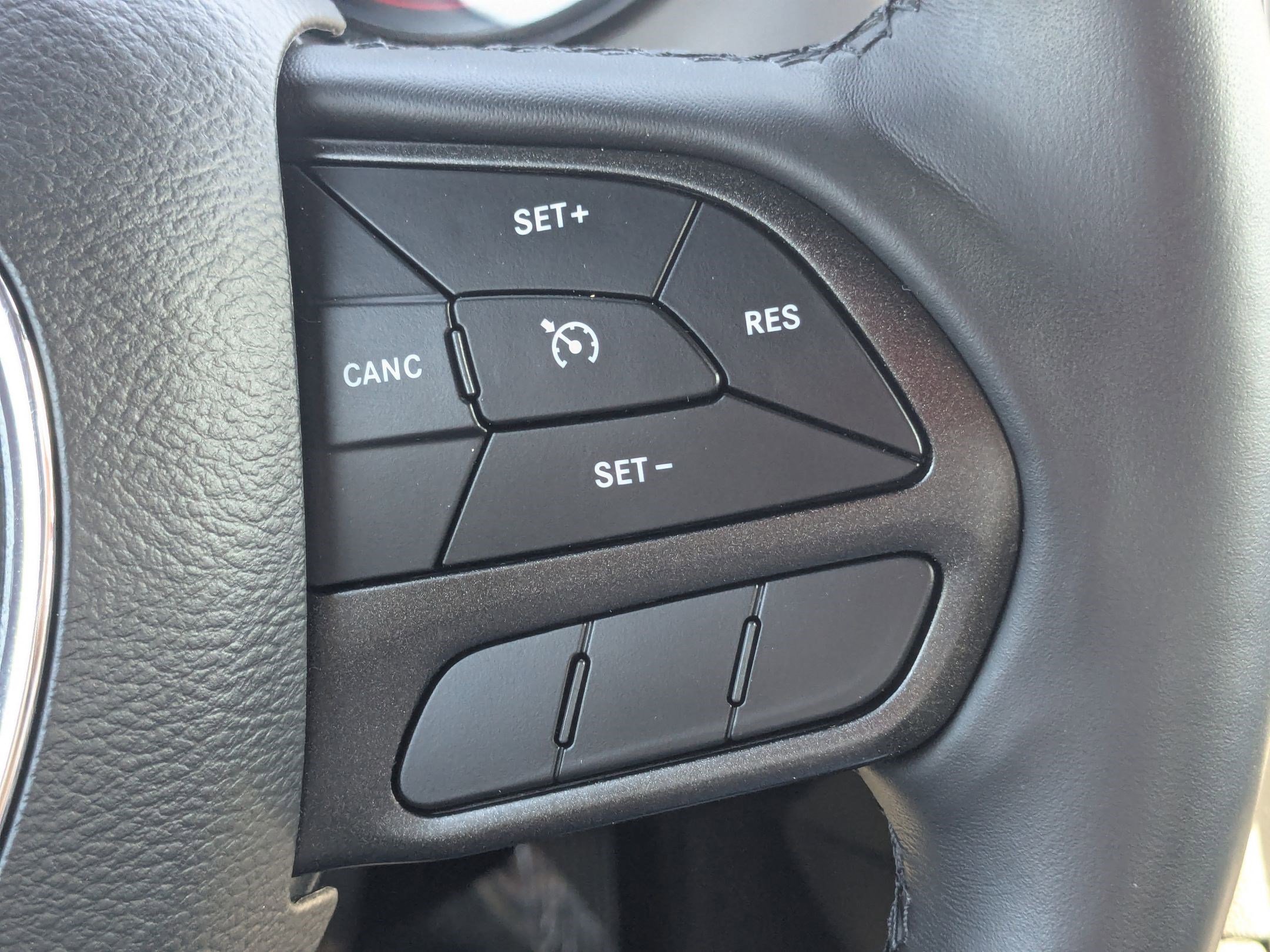 2023 Dodge Charger SXT AWD photo 17