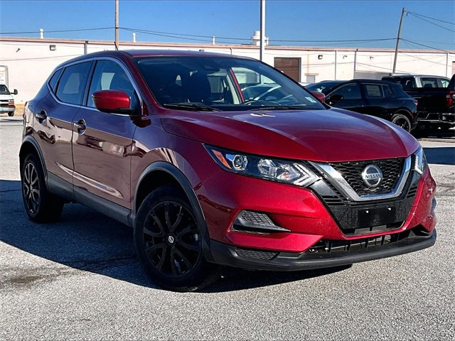 2021 Nissan Rogue Sport S's photo