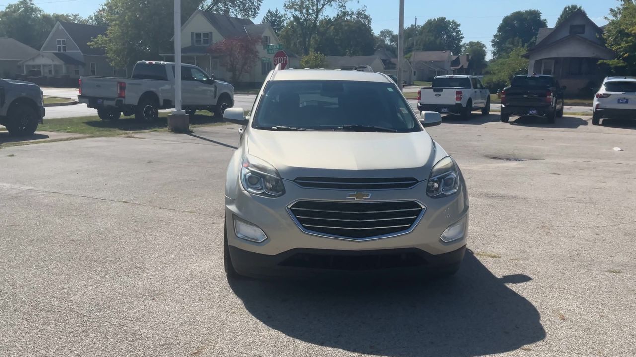 2016 Chevrolet Equinox LT photo 3