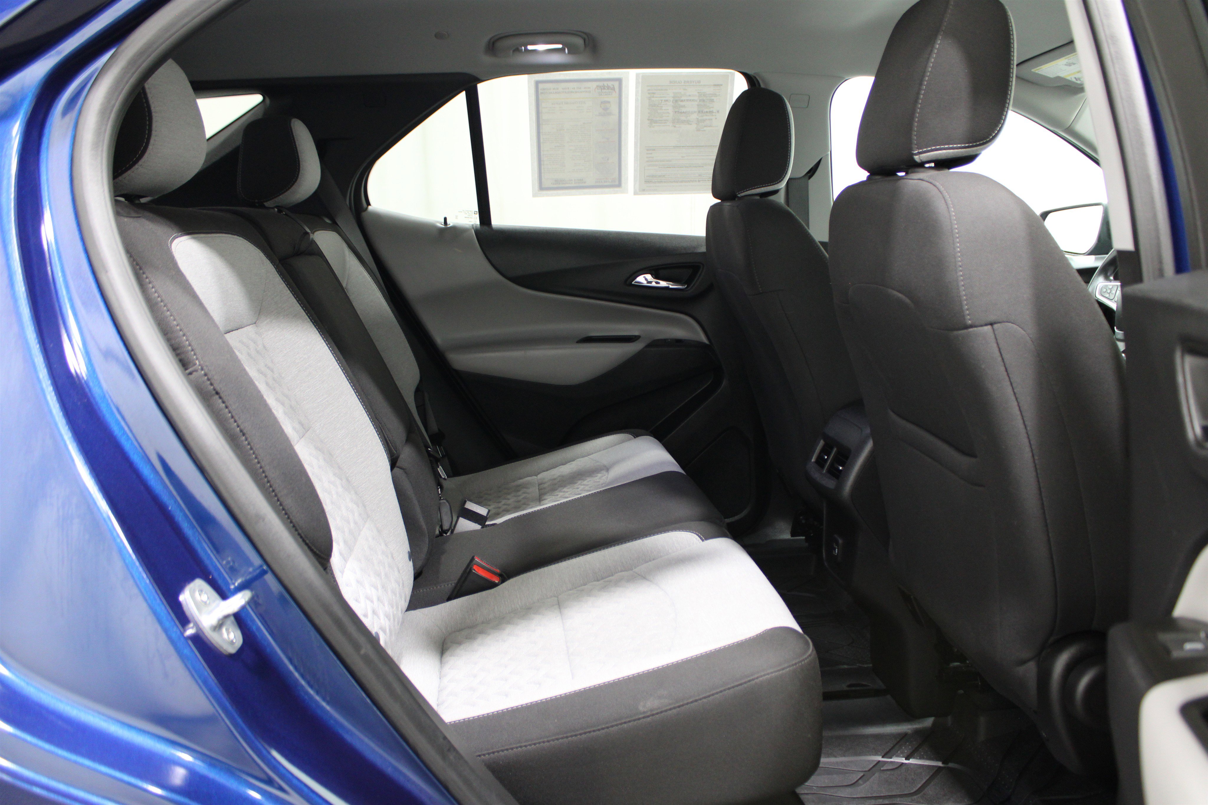 2023 Chevrolet Equinox LS photo 19