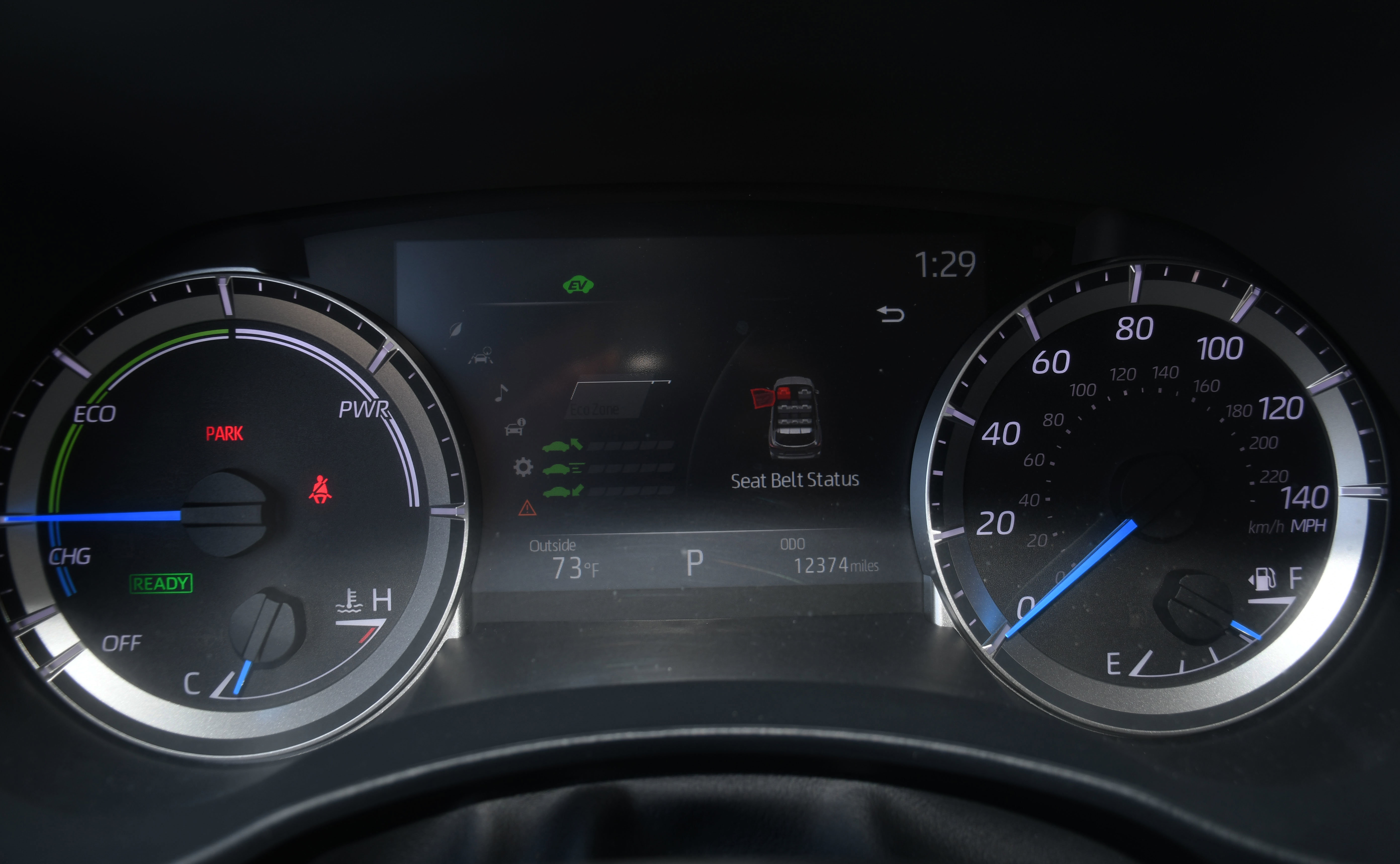 2023 Toyota Highlander Hybrid LE photo 3