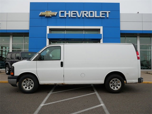 Used 2013 Chevrolet Express Cargo Work Van with VIN 1GCSHAF46D1122038 for sale in Roseville, Minnesota