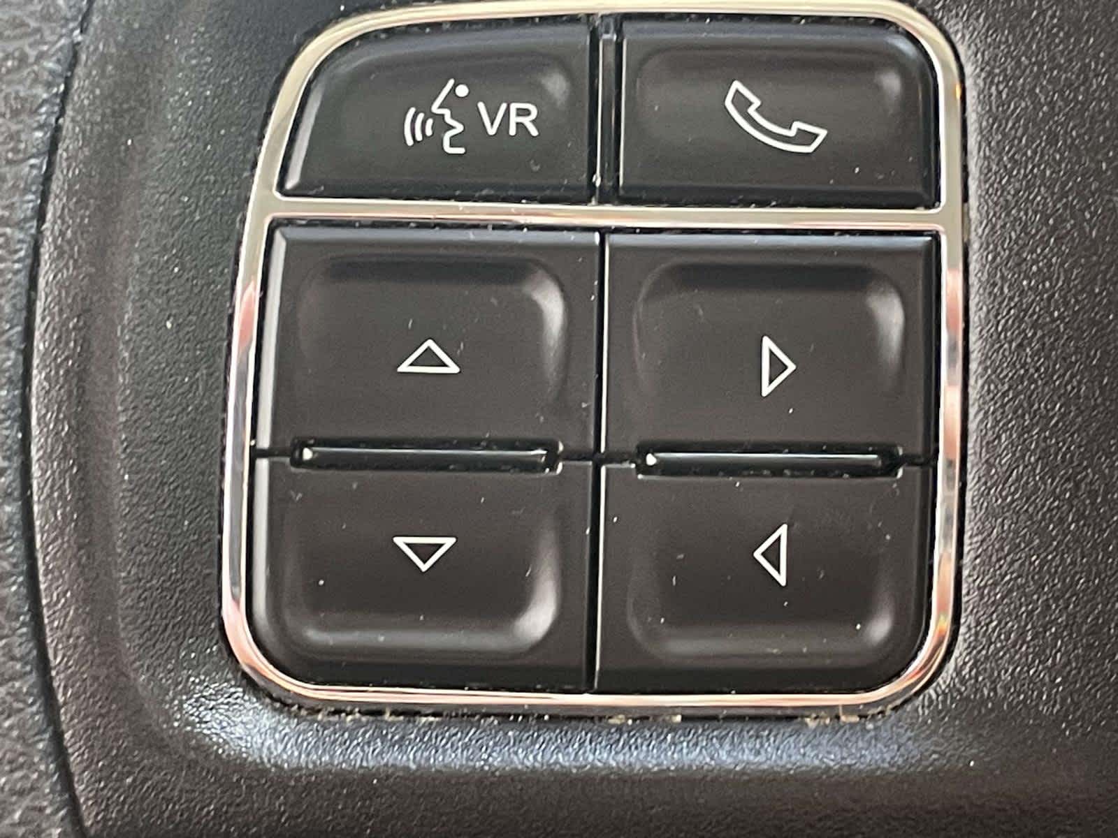 2020 Ram 1500 Classic Warlock photo 25