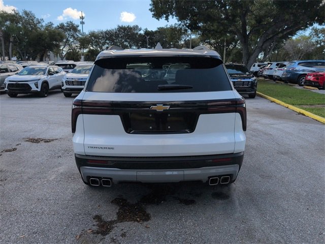 2025 Chevrolet Traverse photo 33