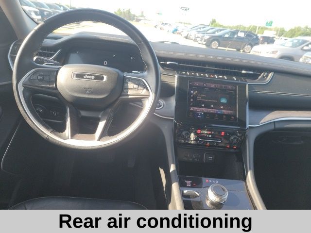 2022 Jeep Grand Cherokee Limited photo 3