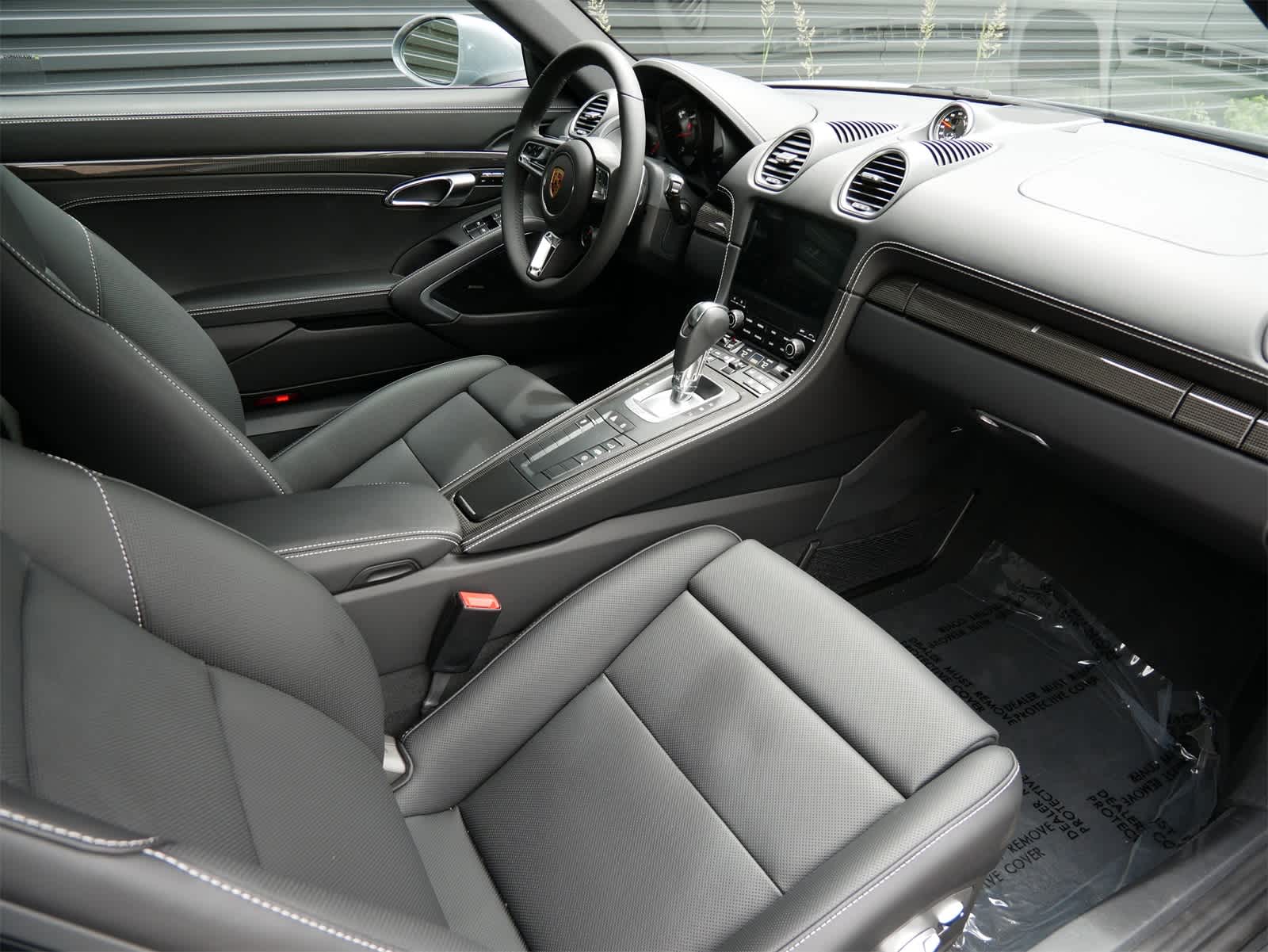 2025 Porsche Cayman S photo 23