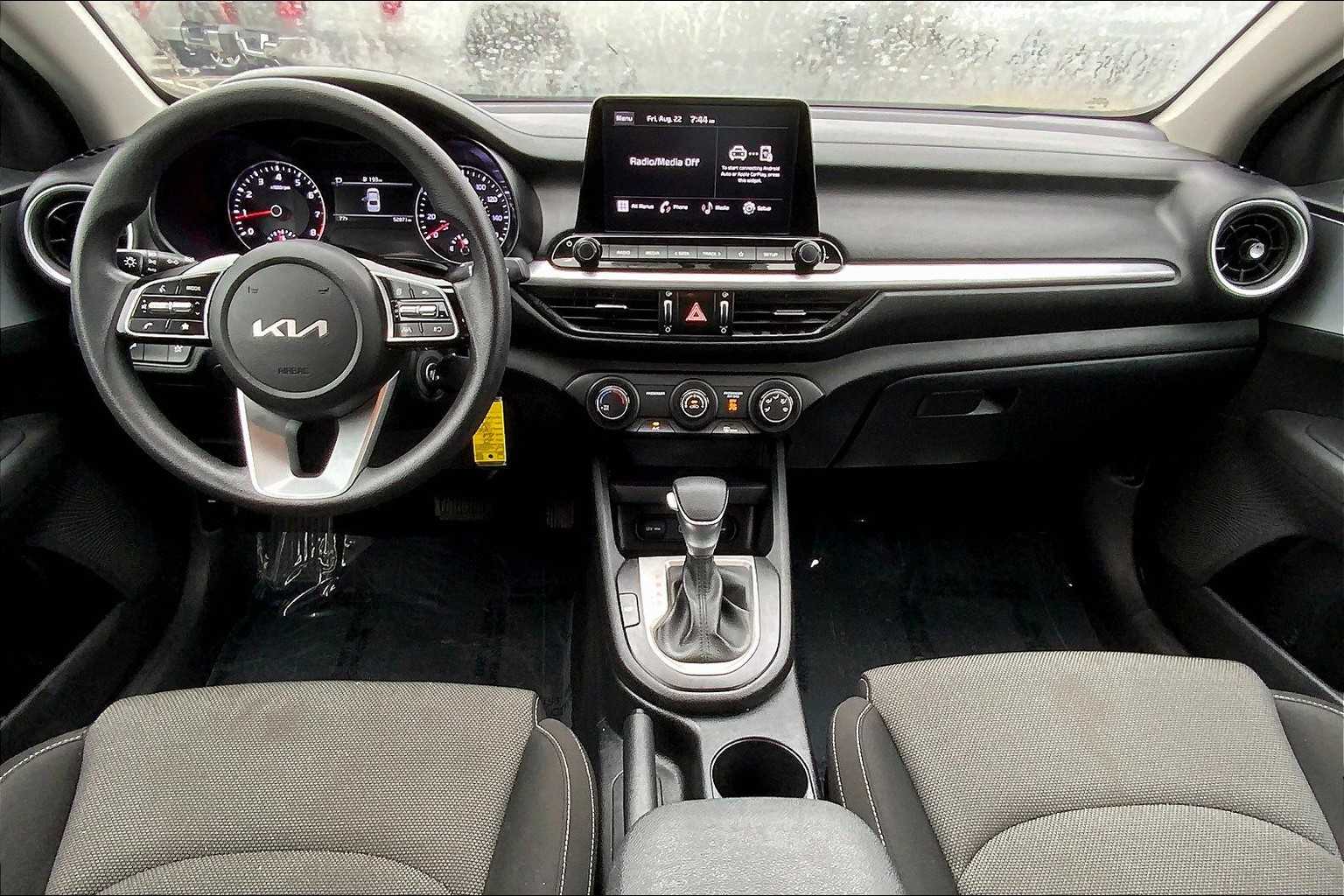 2023 Kia Forte LXS photo 14