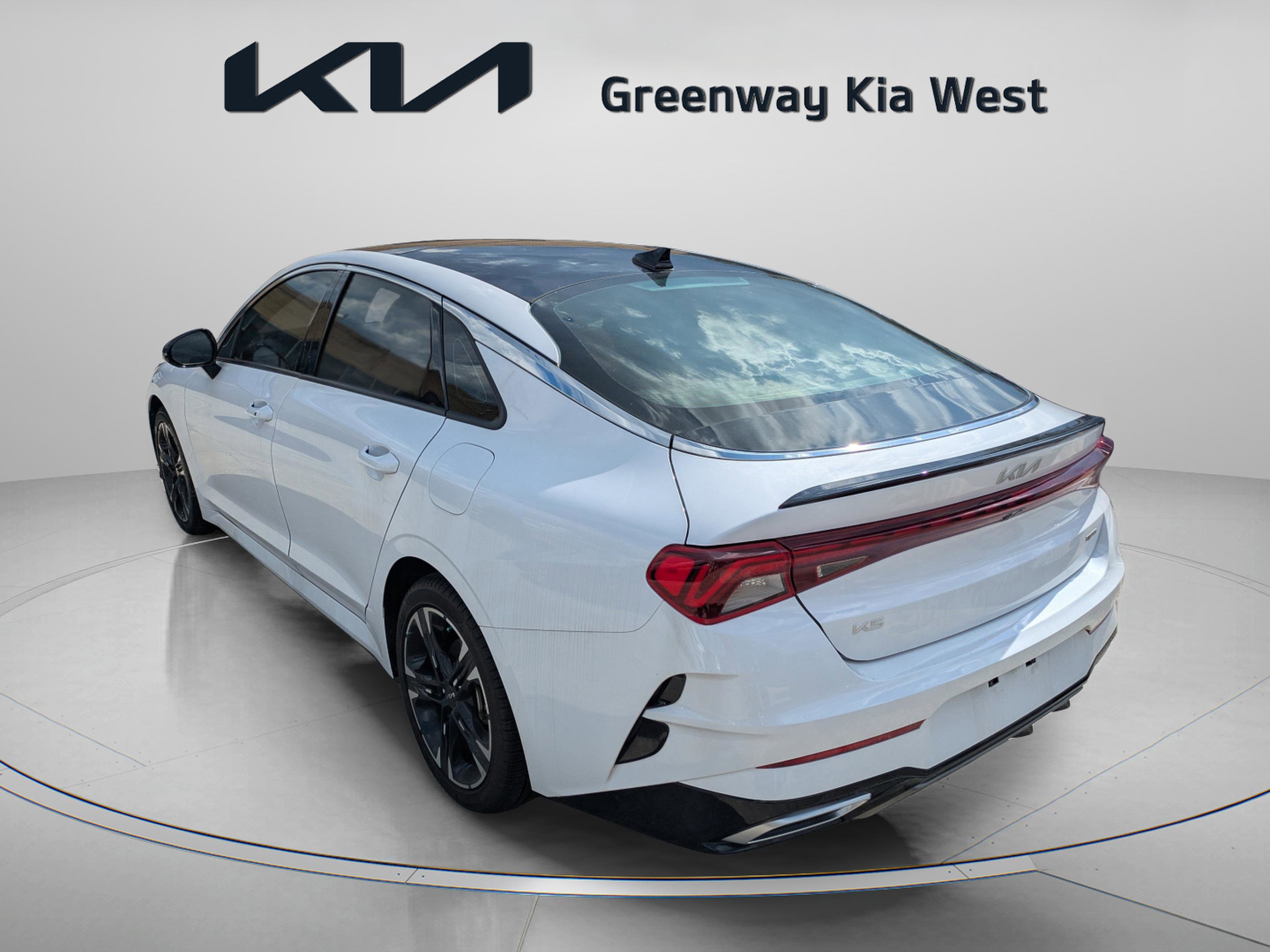 2023 Kia K5 GT-Line photo 6