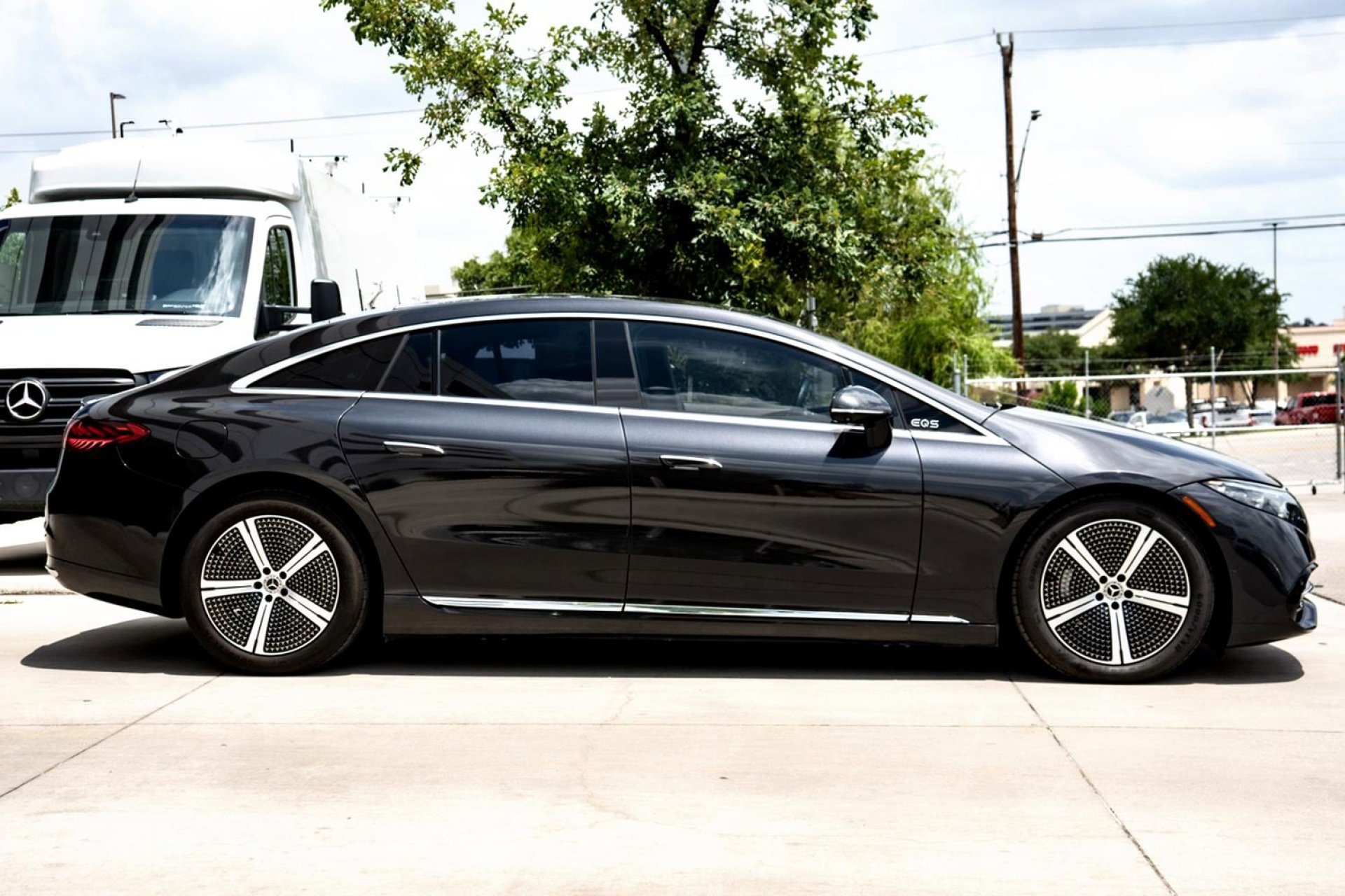 2023 Mercedes Benz EQS-Class Sedan photo 4