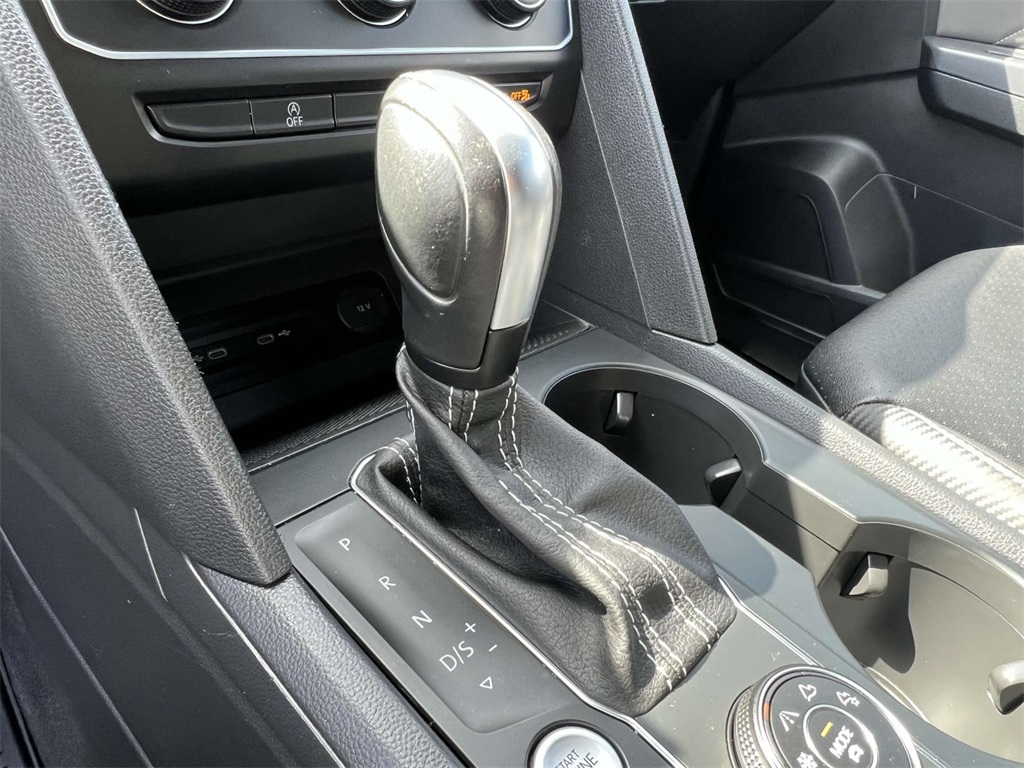 2021 Volkswagen Atlas Cross Sport SE Technology photo 26