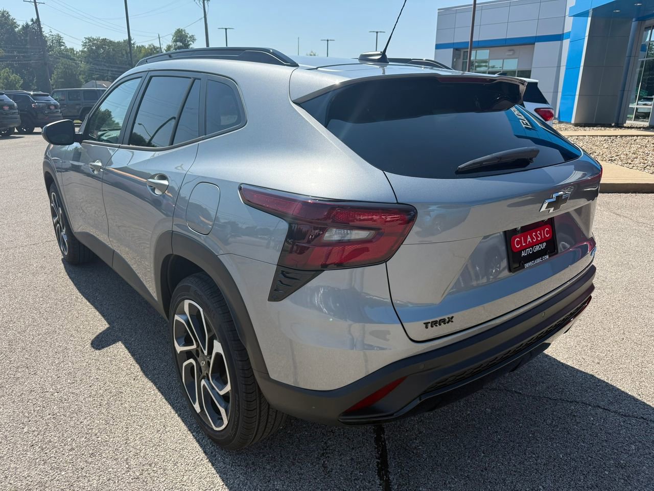 2025 Chevrolet Trax photo 4
