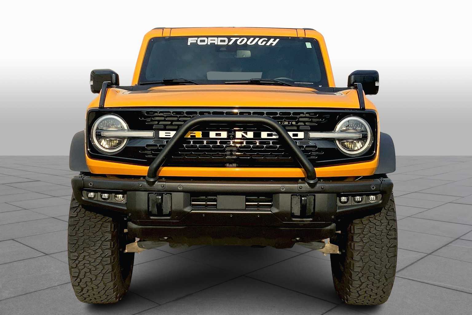 2021 Ford Bronco First Edition photo 6