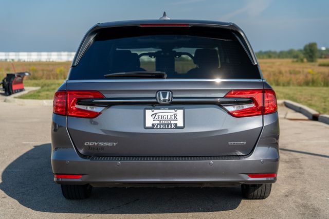 2024 Honda Odyssey Touring photo 6