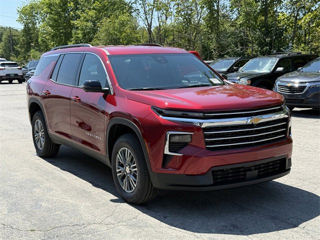 2026 Chevrolet Traverse photo 2