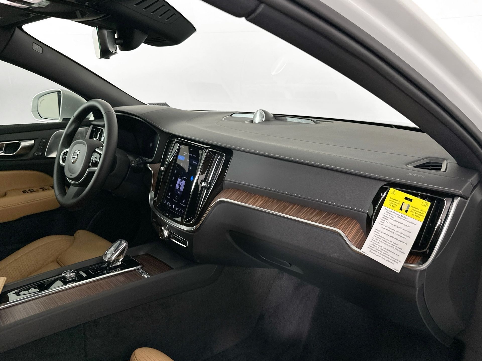 2026 Volvo V60 Cross Country B5 AWD photo 25