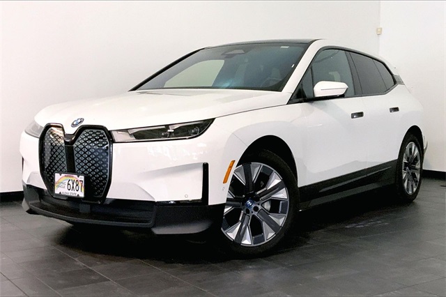 2025 BMW iX 50's photo