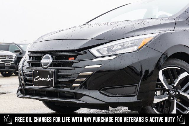 2025 Nissan Versa SR photo 3