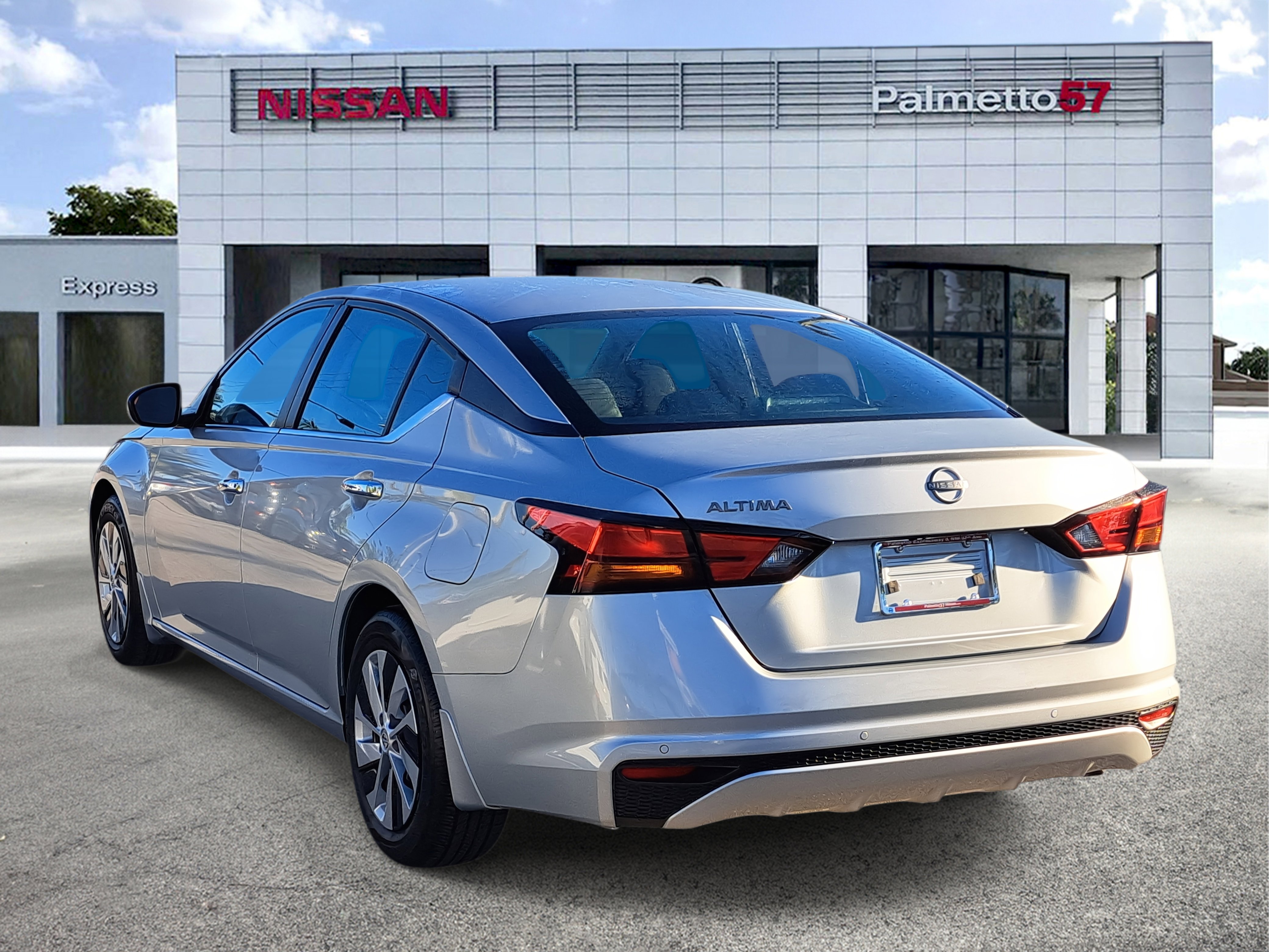 2023 Nissan Altima 2.5 S photo 3