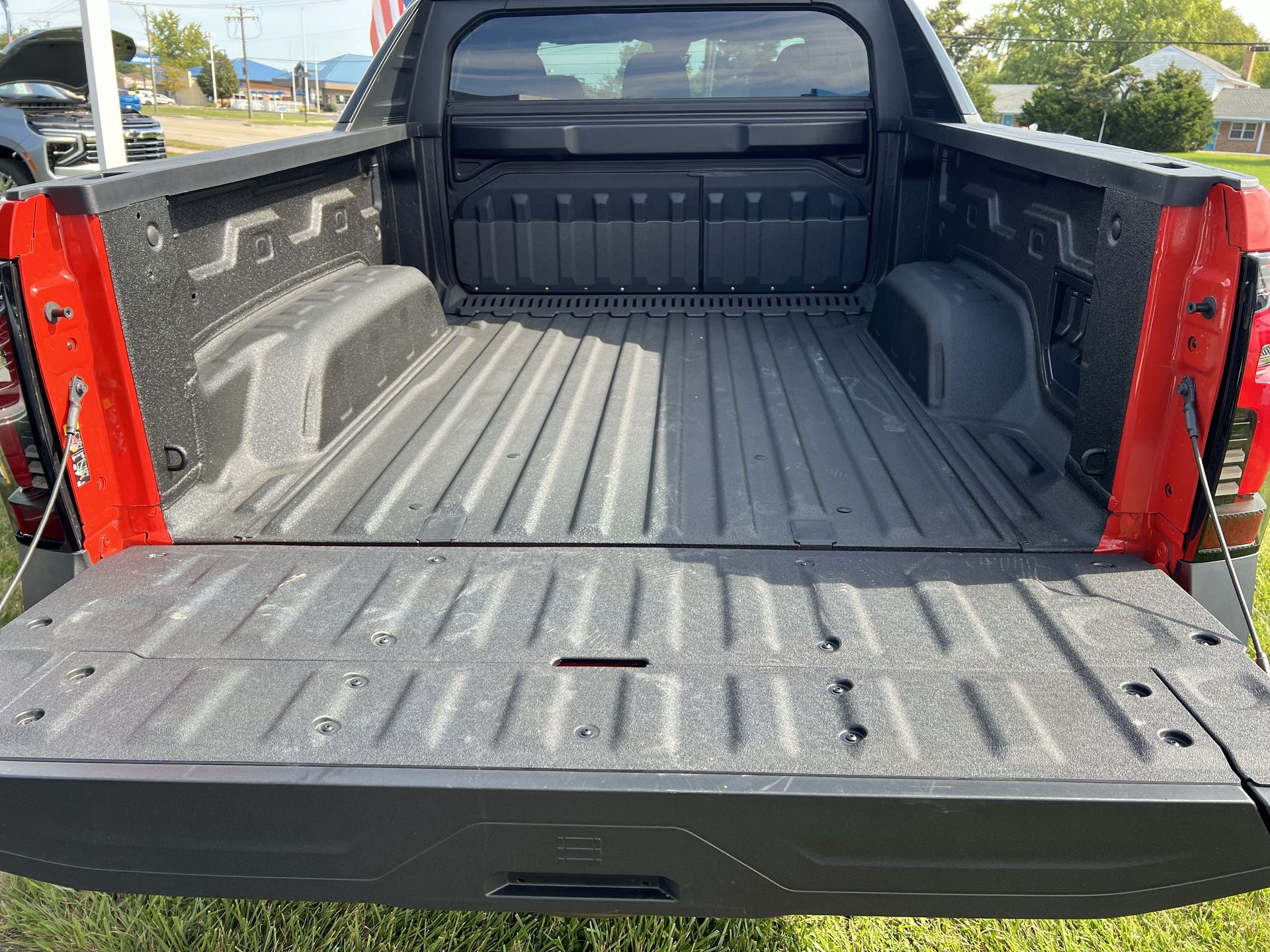 2026 Chevrolet Silverado EV Trail Boss photo 4