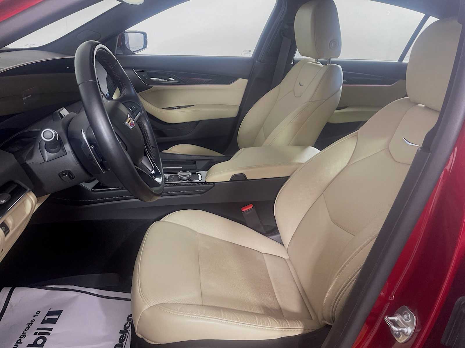 2025 Cadillac CT5 Premium Luxury photo 4