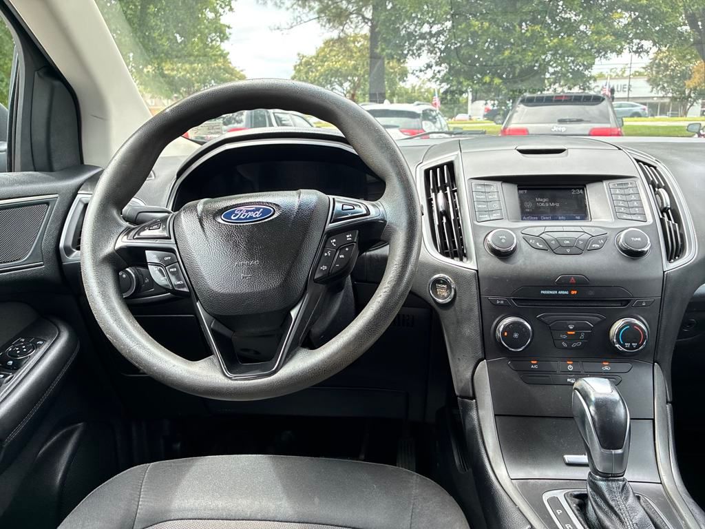 2018 Ford Edge SE photo 12