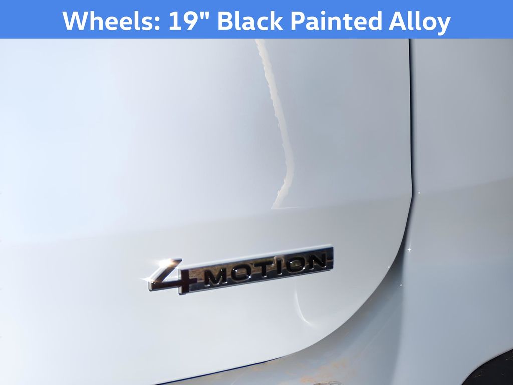 2025 Volkswagen Taos SE photo 9