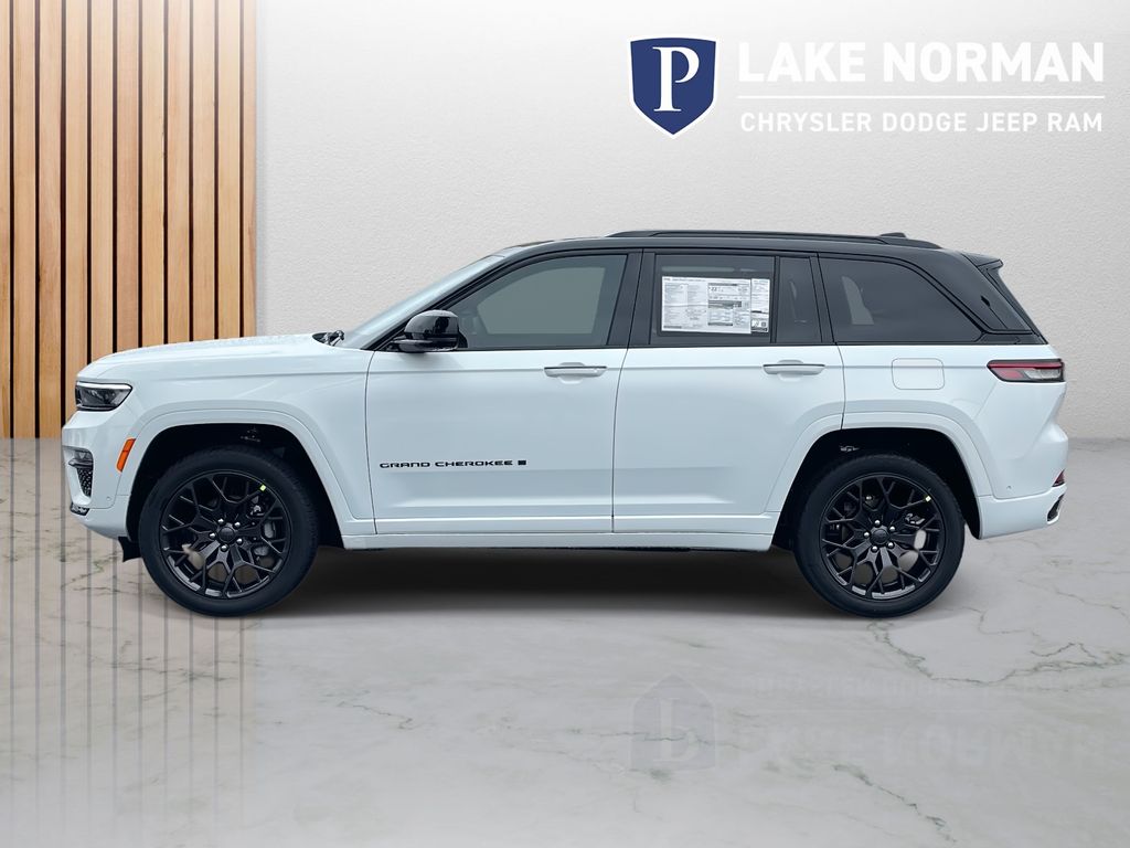 2025 Jeep Grand Cherokee Summit Reserve photo 4