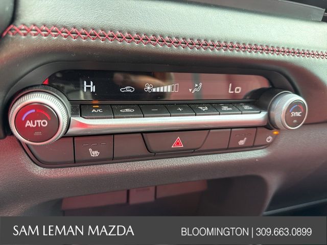 2025 Mazda CX-50 Premium photo 4